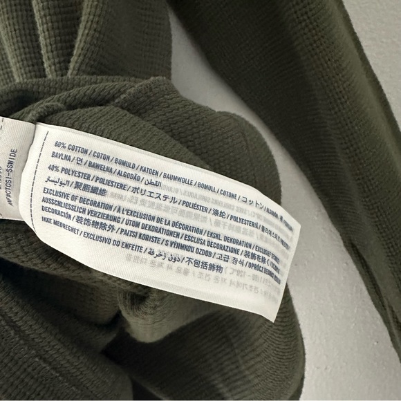 Abercrombie (Medium) Olive Green Thermal Buttoned Henley - Picture 3 of 6